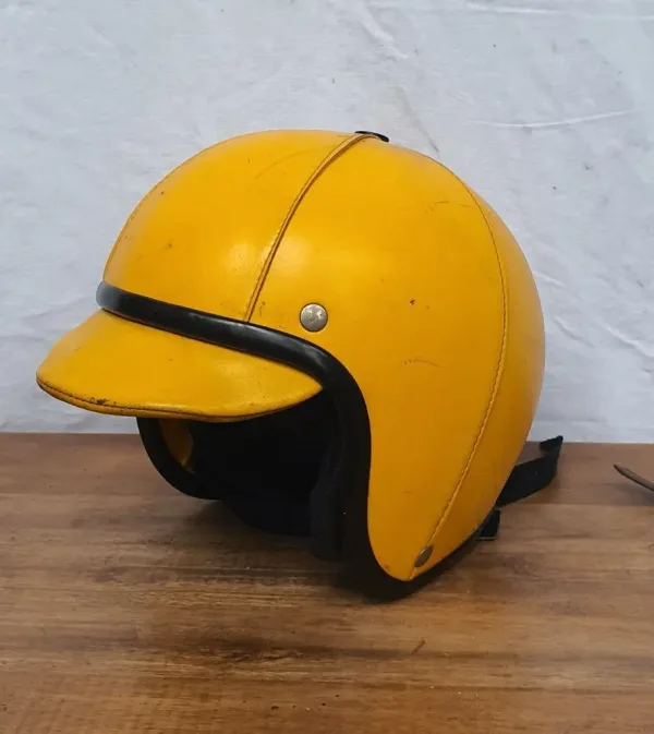 Vintage helm